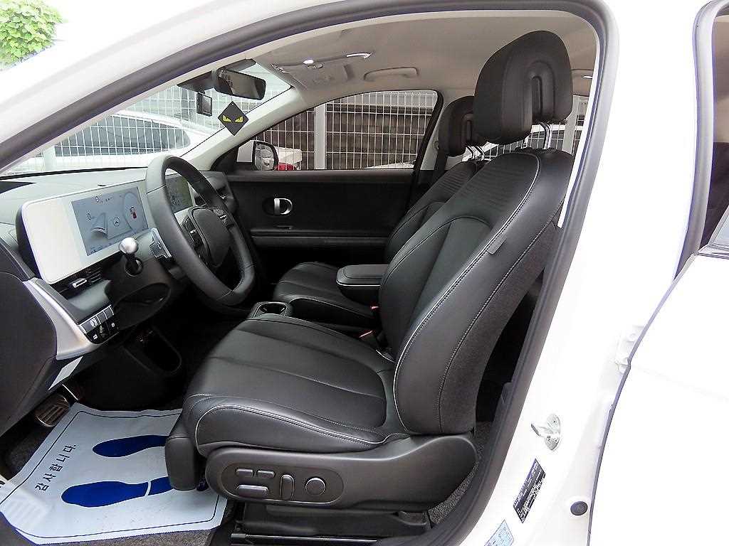Hyundai Ioniq5 — photo 05