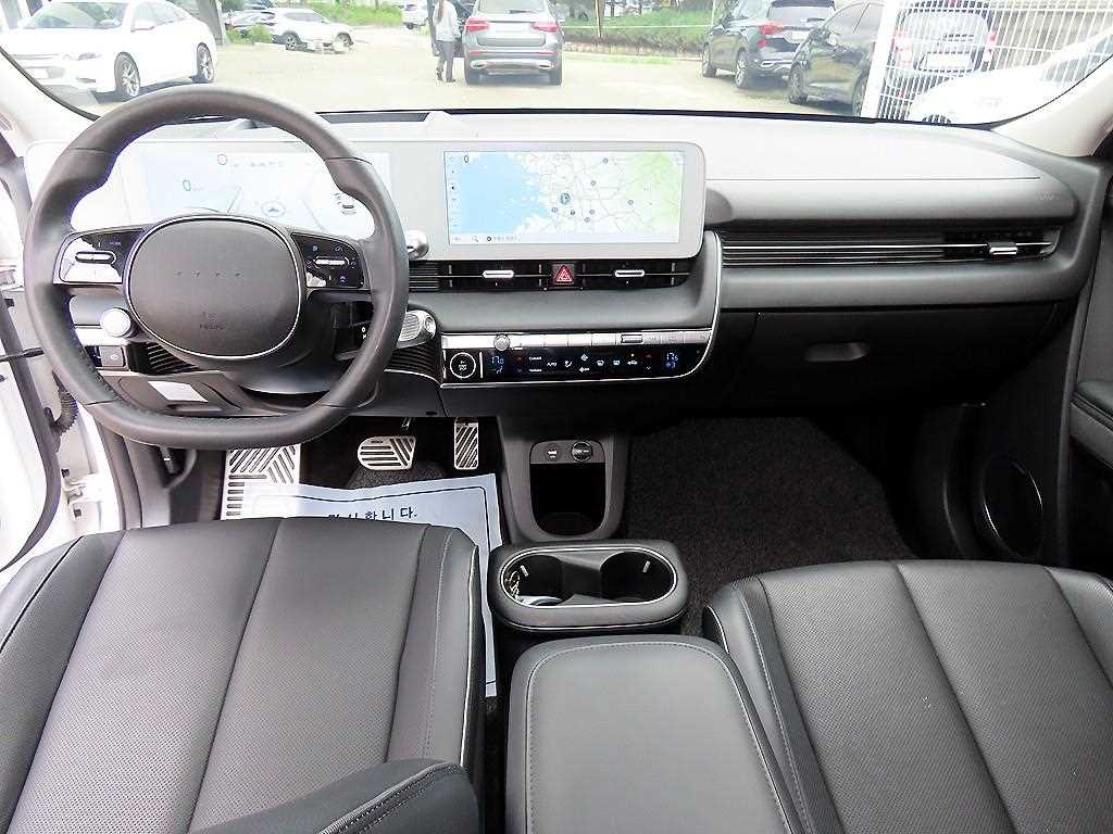 Hyundai Ioniq5 — photo 07