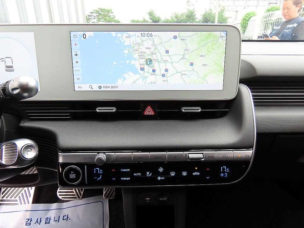 Hyundai Ioniq5 — photo 13