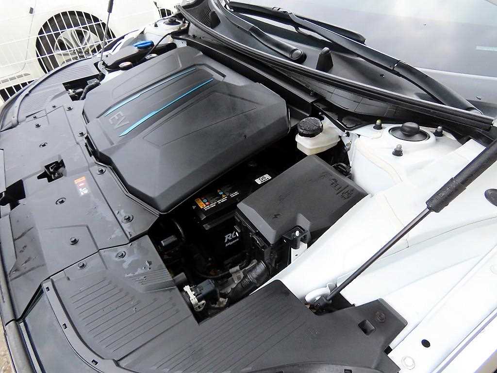 Hyundai Ioniq5 — photo 19