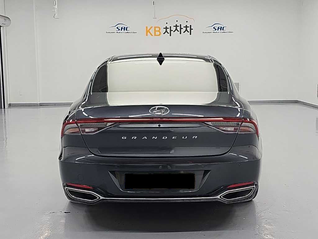 Hyundai Grandeur — photo 03