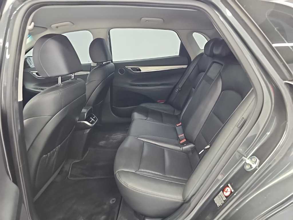 Hyundai Grandeur — photo 12