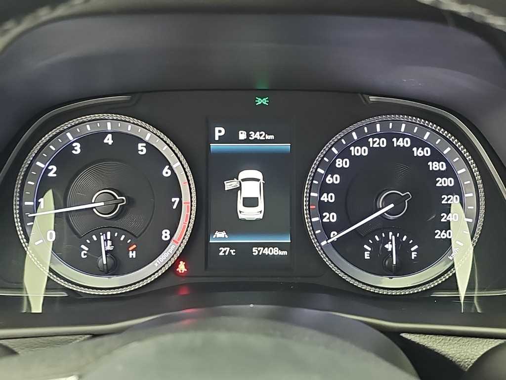 Hyundai Sonata — photo 06