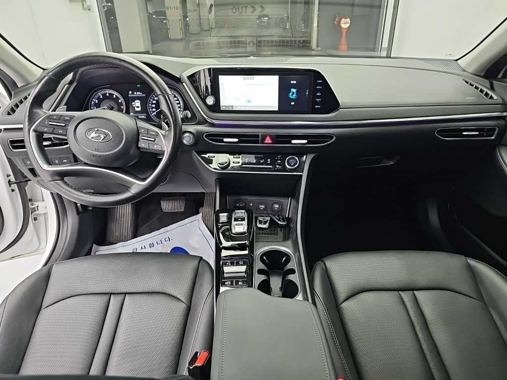 Hyundai Sonata — photo 07