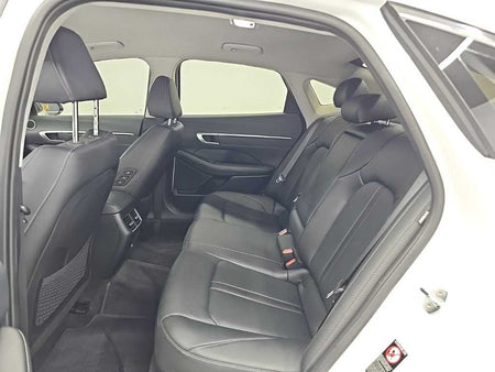 Hyundai Sonata — photo 12