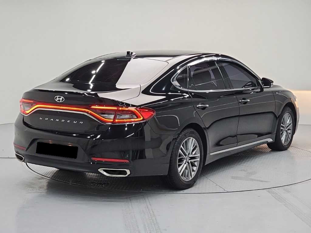 Hyundai Grandeur — photo 04