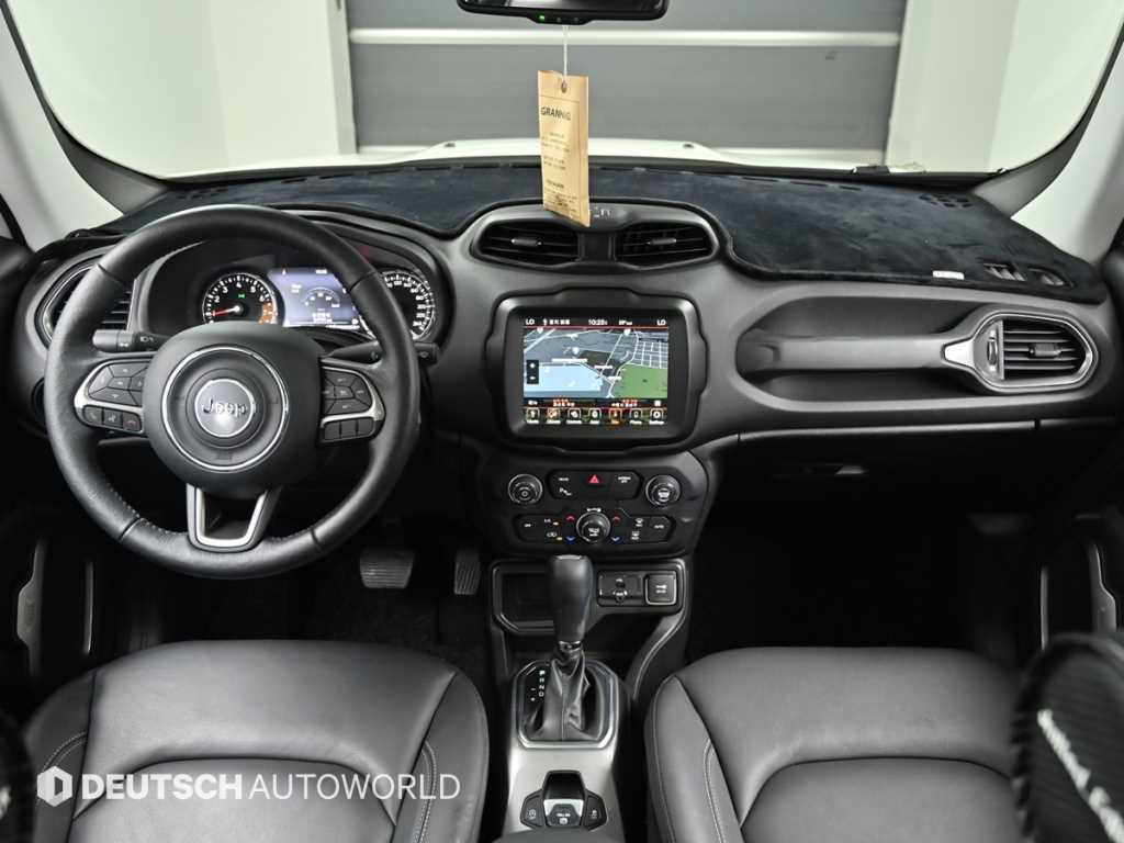 Jeep Renegade — photo 07