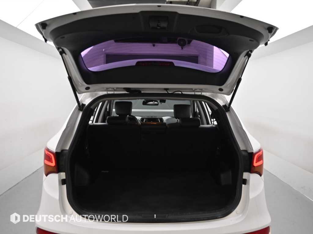 Hyundai Santafe — photo 19