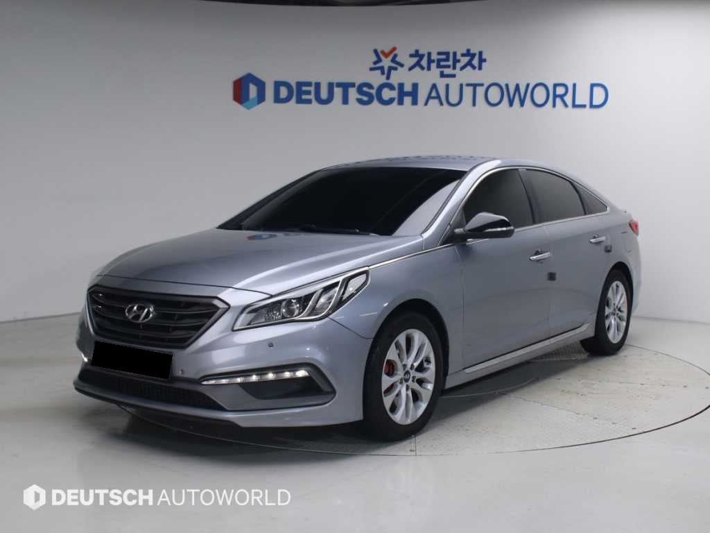 Hyundai Sonata — photo 01