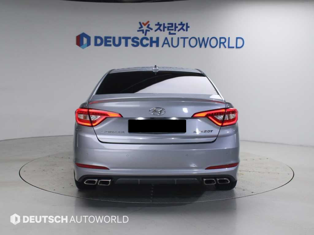 Hyundai Sonata — photo 04
