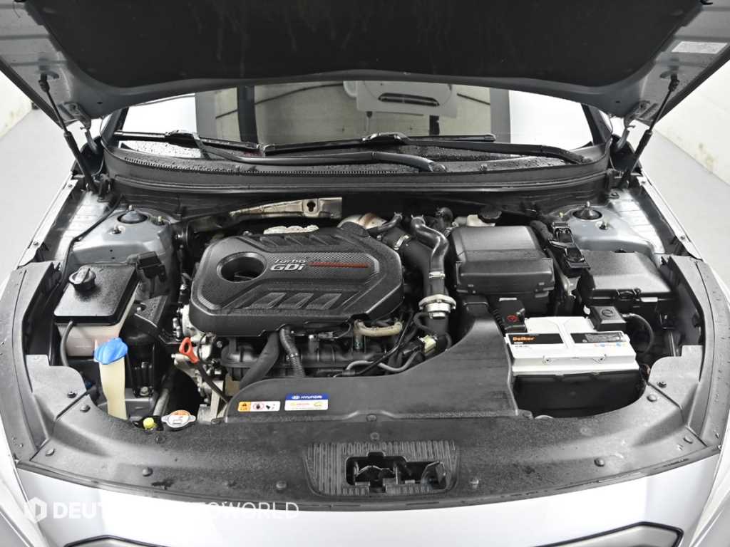 Hyundai Sonata — photo 06