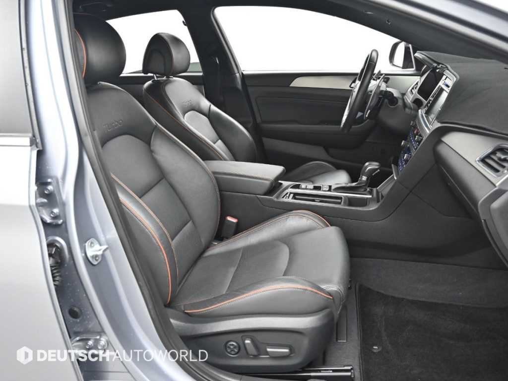 Hyundai Sonata — photo 10