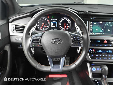 Hyundai Sonata — photo 13