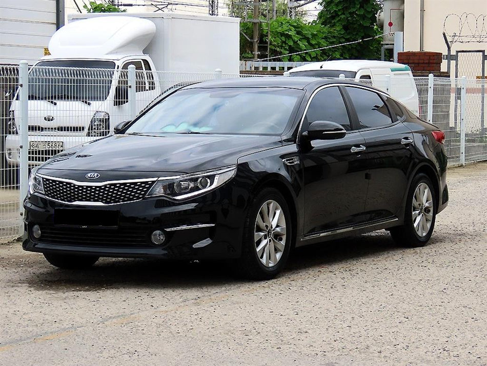 Kia K5 — photo 02