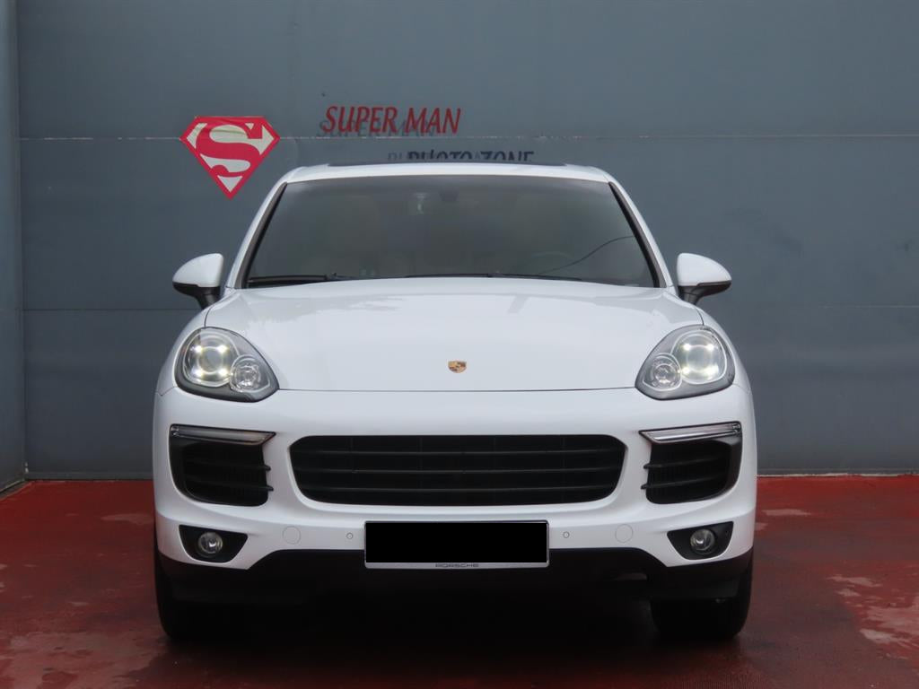Porsche Cayenne — photo 02