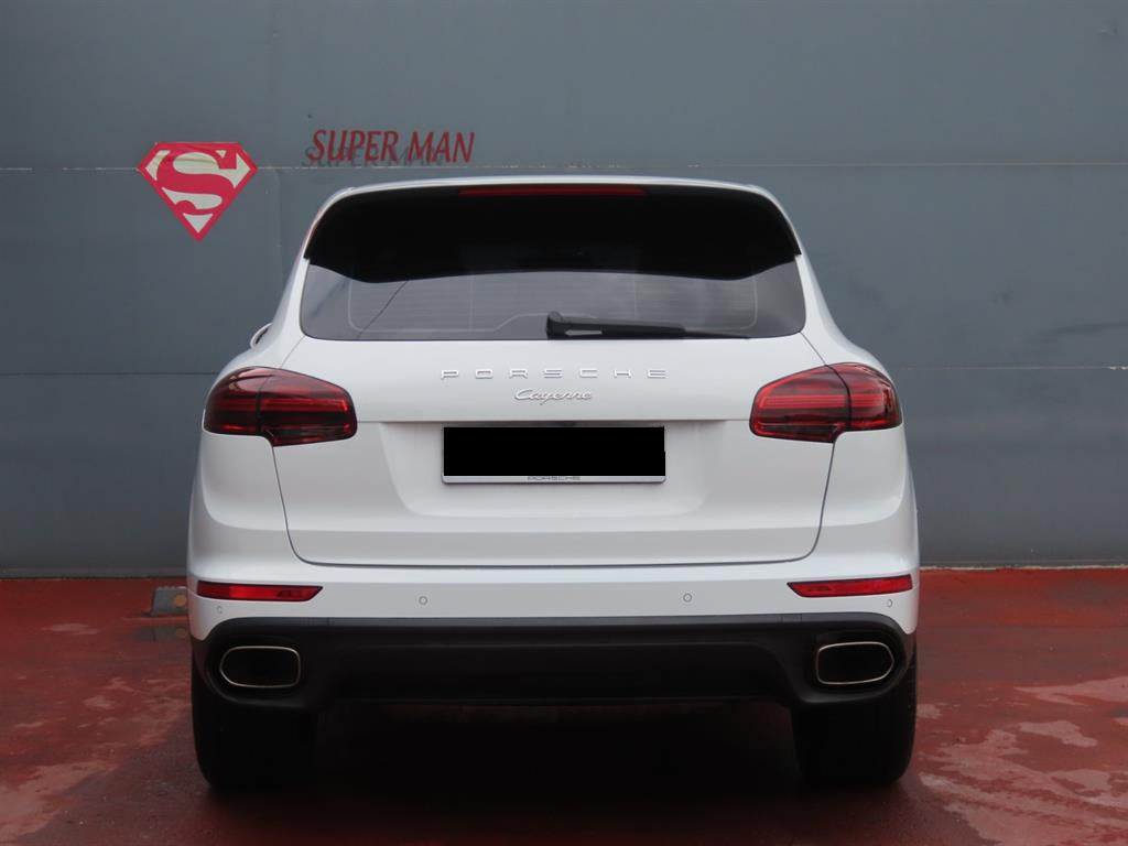 Porsche Cayenne — photo 04