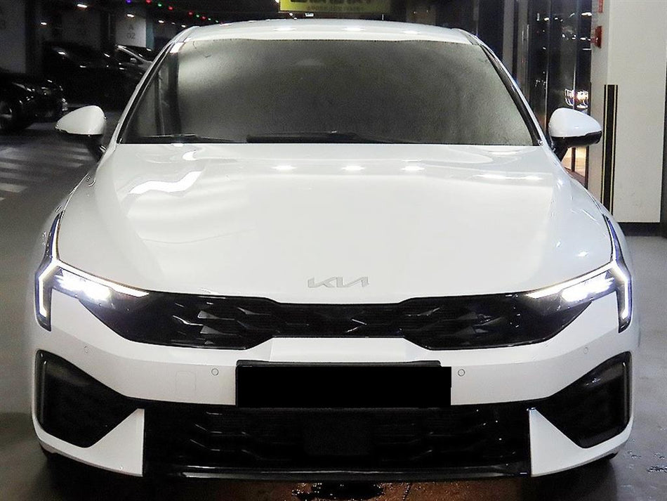 Kia K5 — photo 02