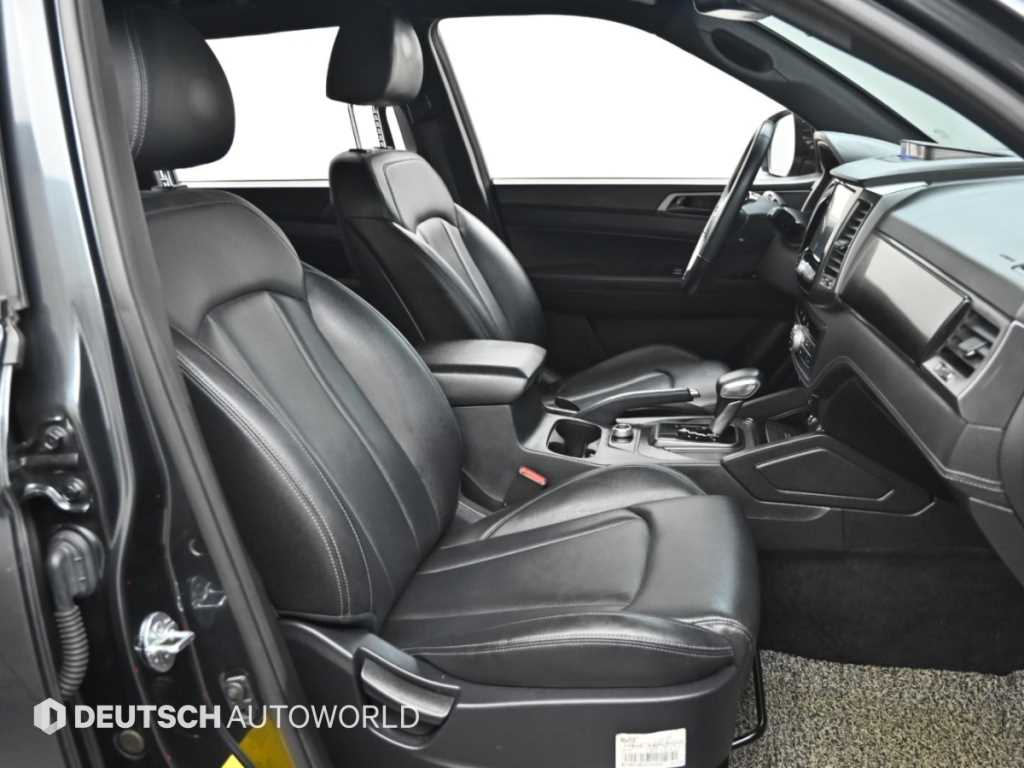 KGM Rexton — photo 10