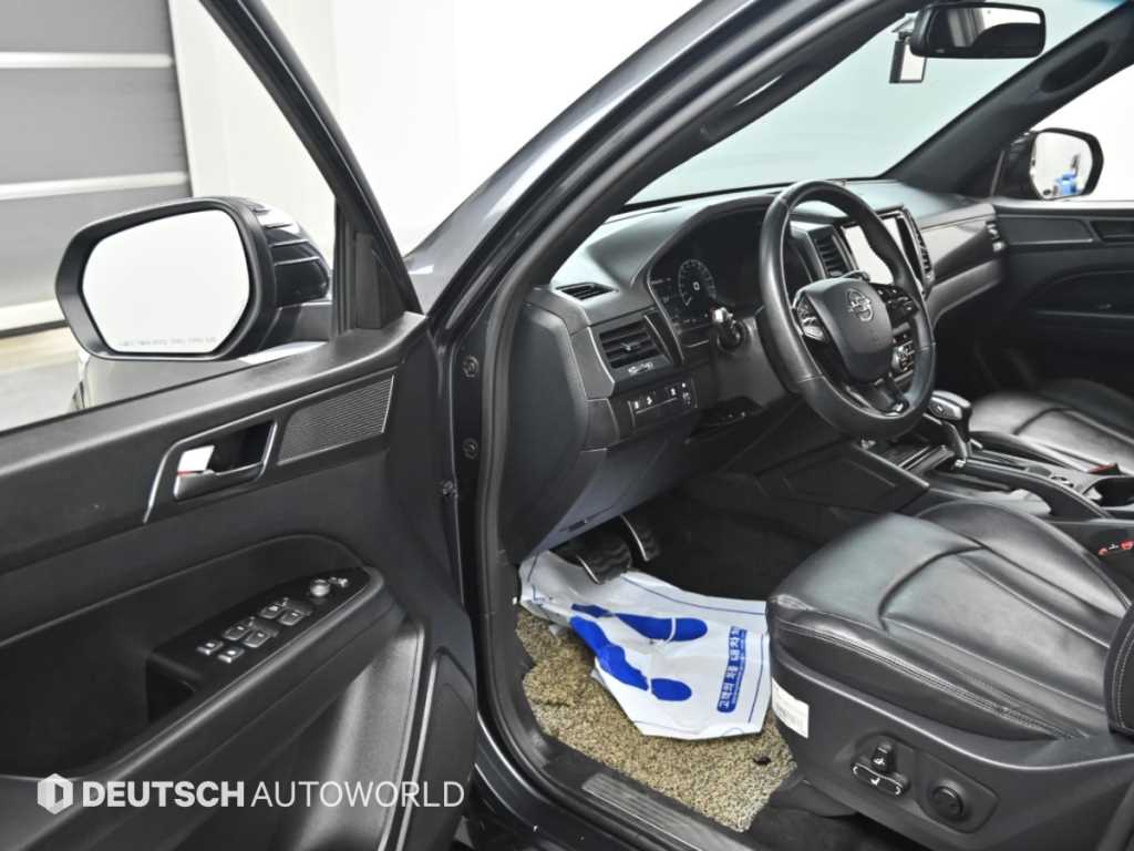 KGM Rexton — photo 11