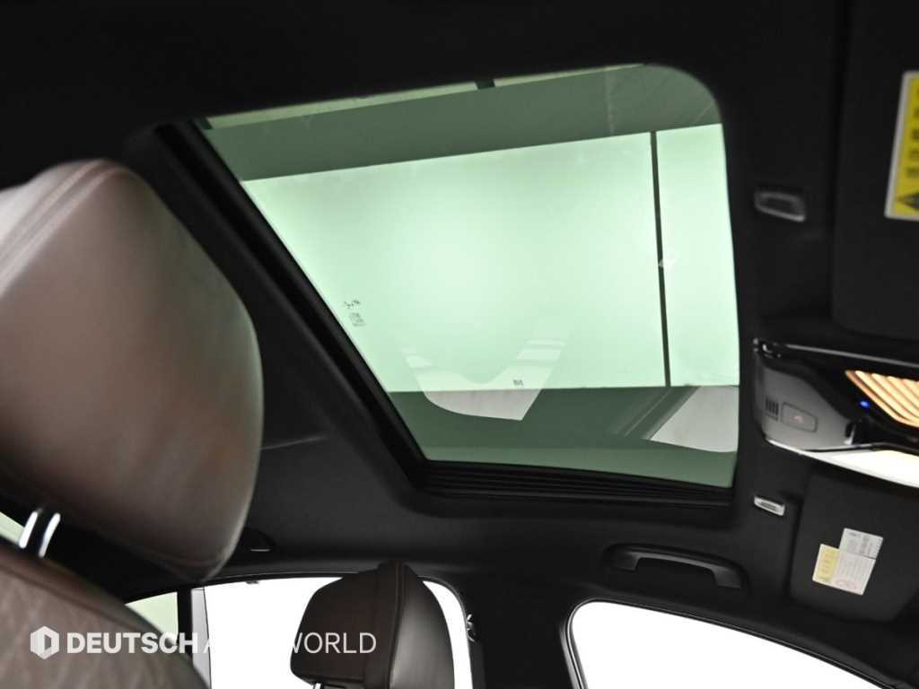BMW 5-Series — photo 11