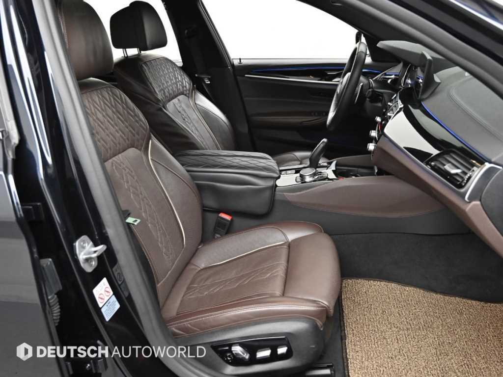 BMW 5-Series — photo 12
