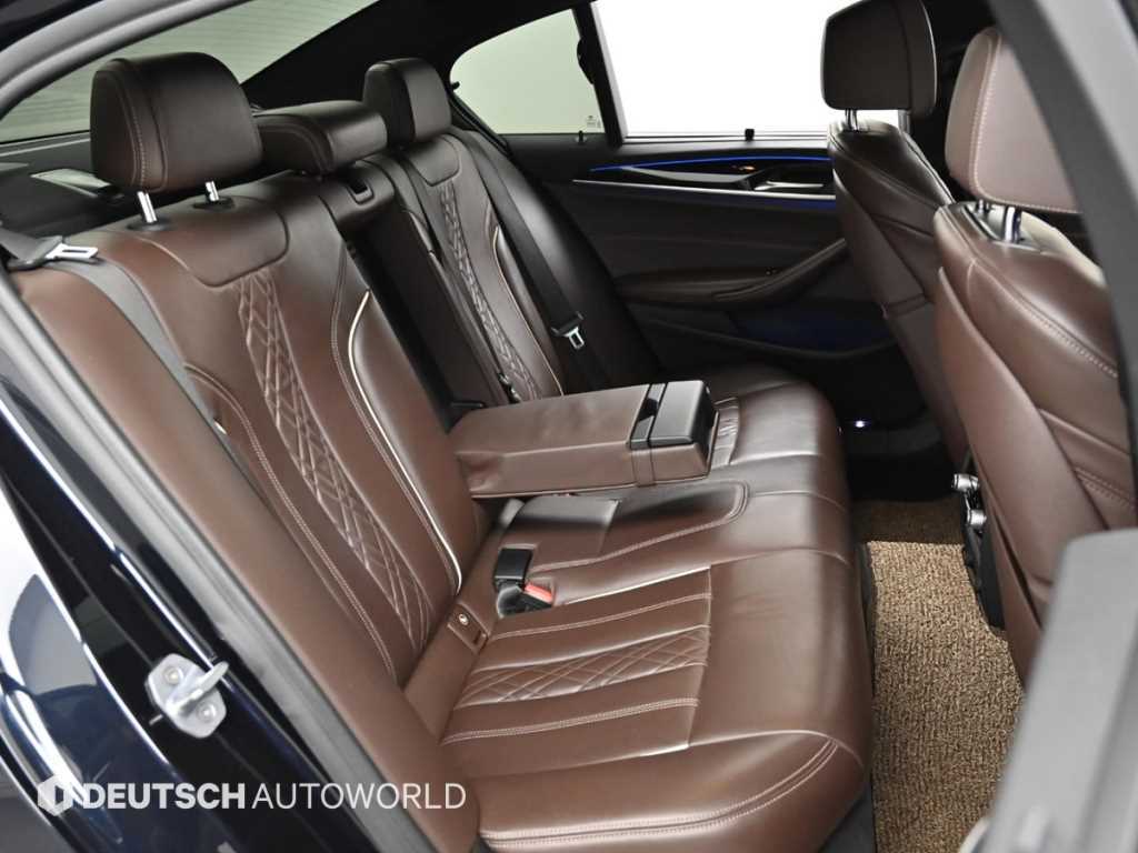 BMW 5-Series — photo 13
