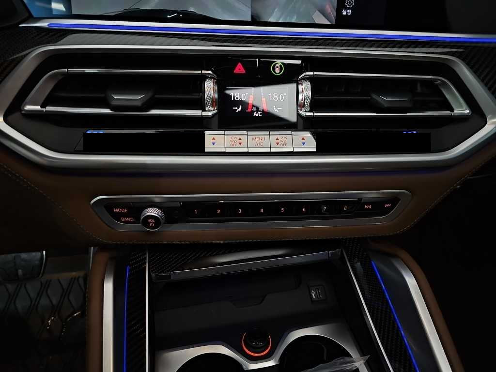 BMW X5M — photo 10