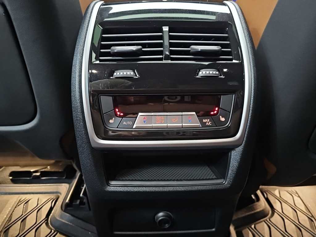 BMW X5M — photo 13
