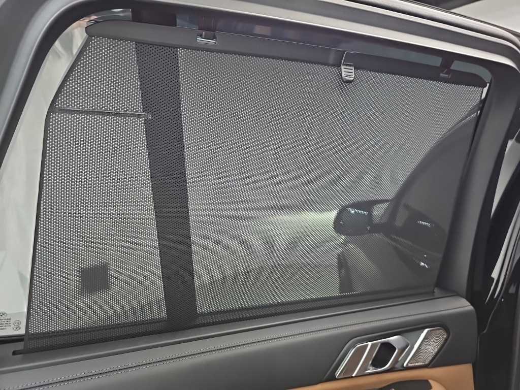BMW X5M — photo 14