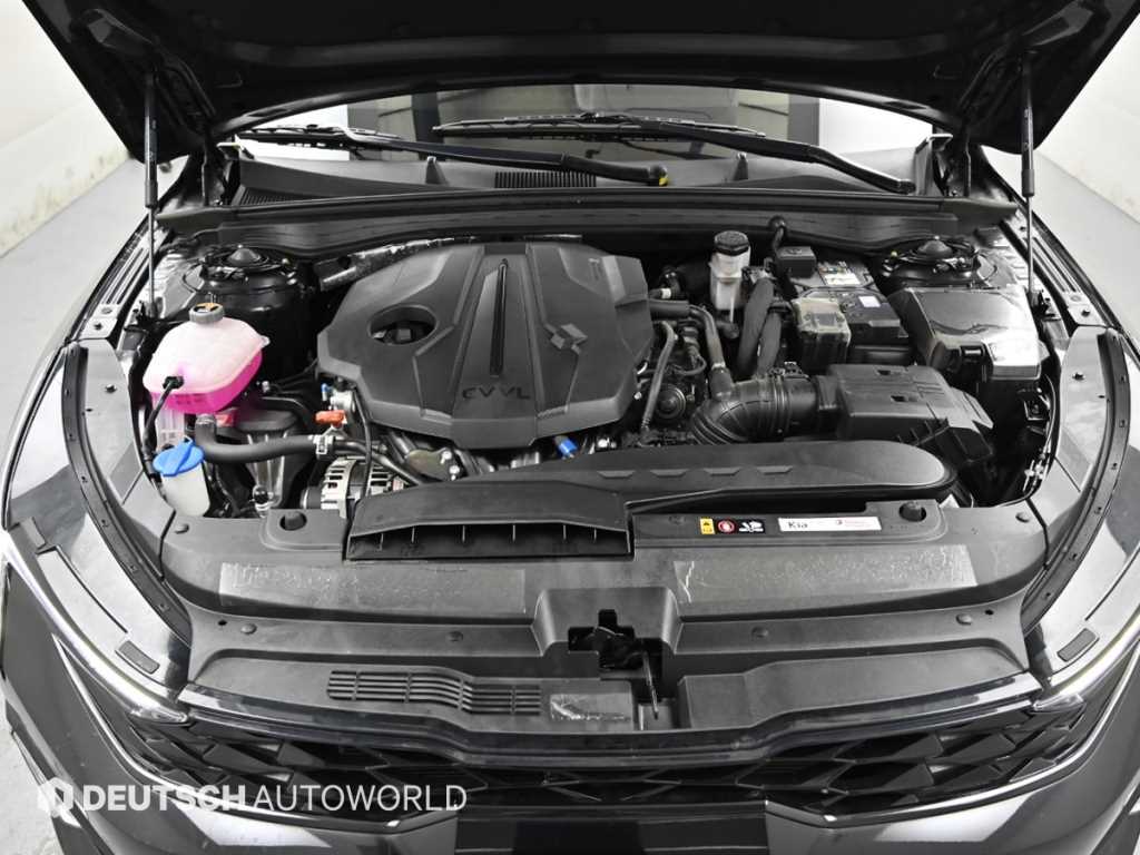 Kia K5 — photo 06