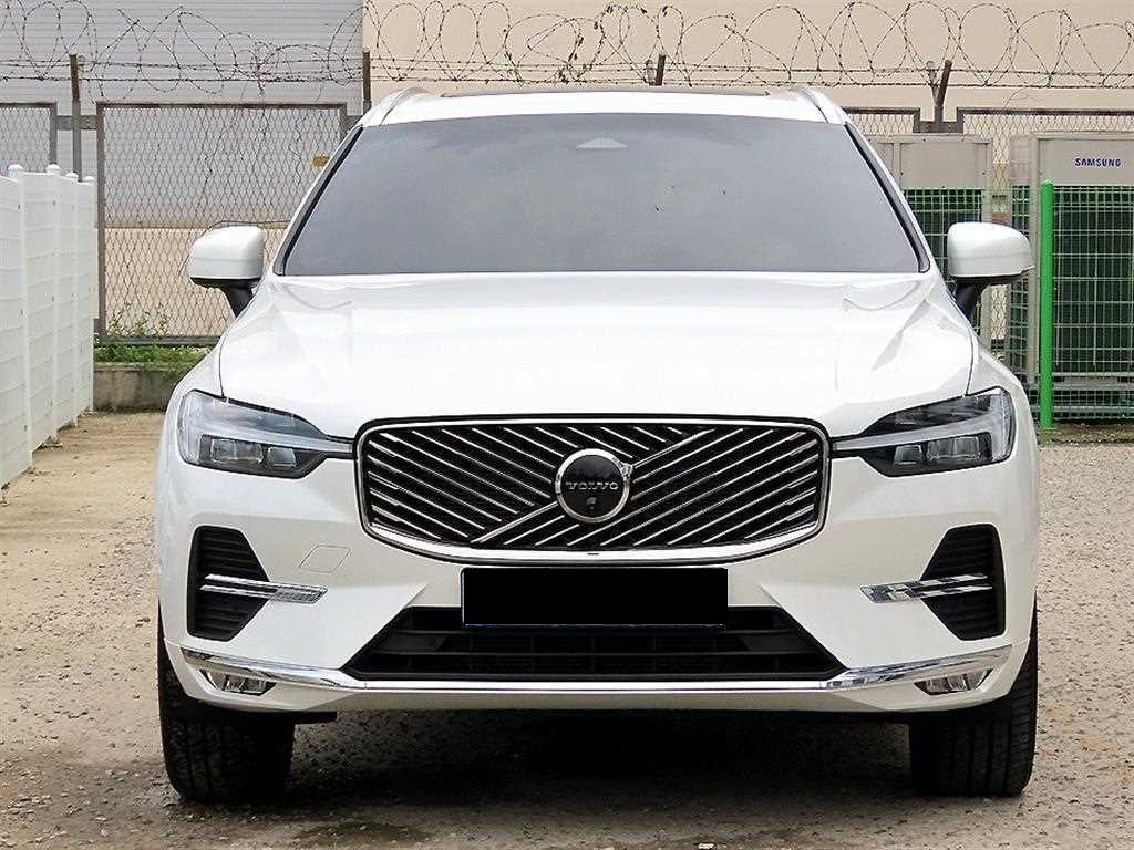 Volvo XC60 — photo 01