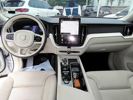 Volvo XC60 — photo 07