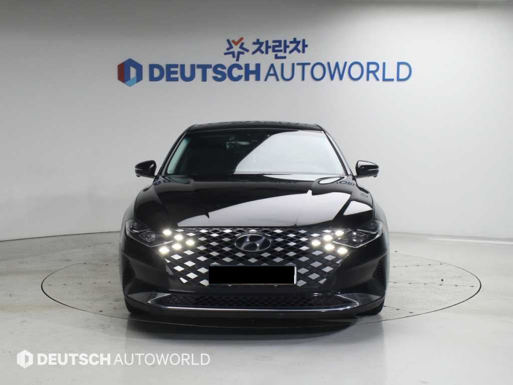 Hyundai Grandeur — photo 03