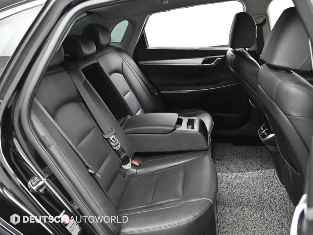 Hyundai Grandeur — photo 12