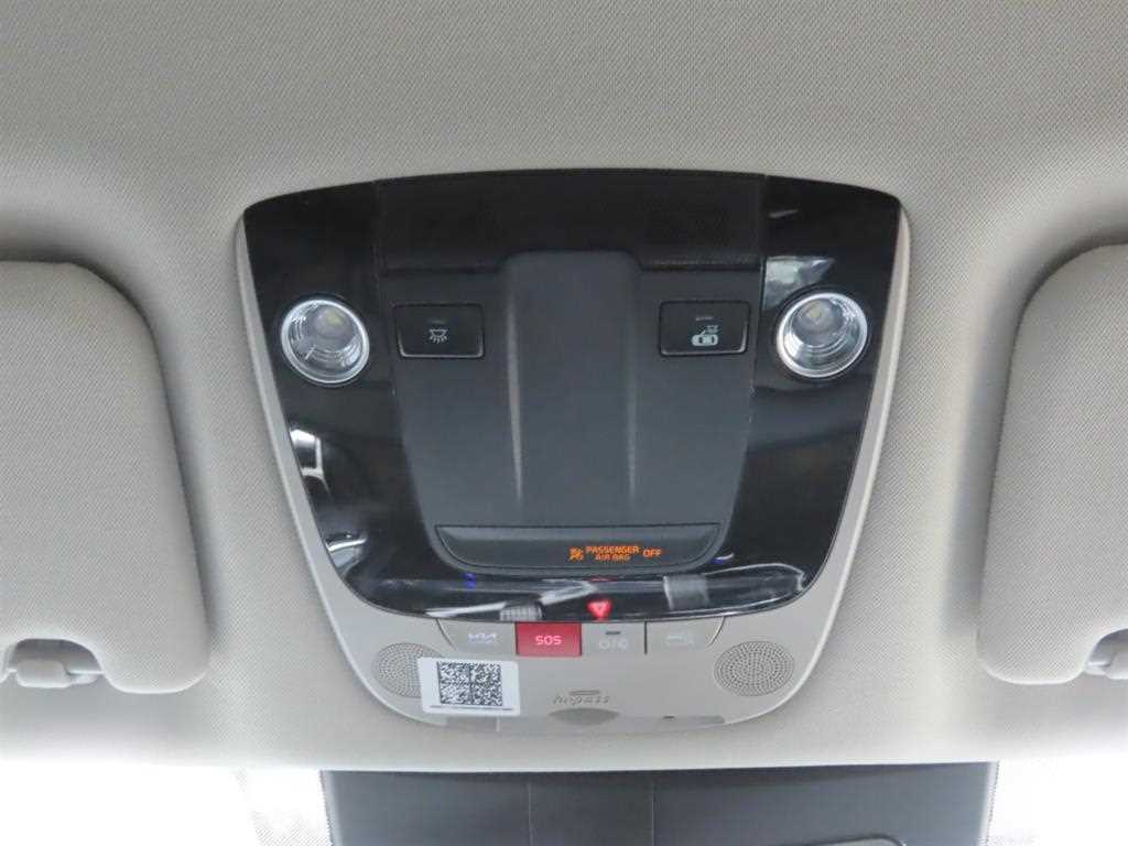Kia K5 — photo 17