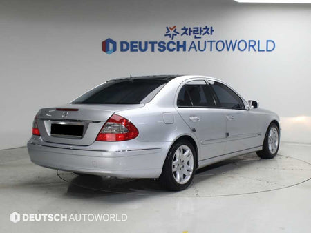 Mercedes-Benz E-Class — photo 02