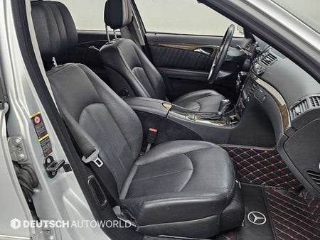 Mercedes-Benz E-Class — photo 10