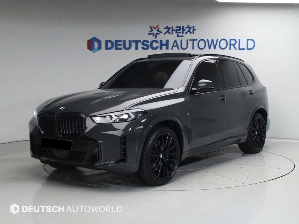 BMW X5 — photo 01