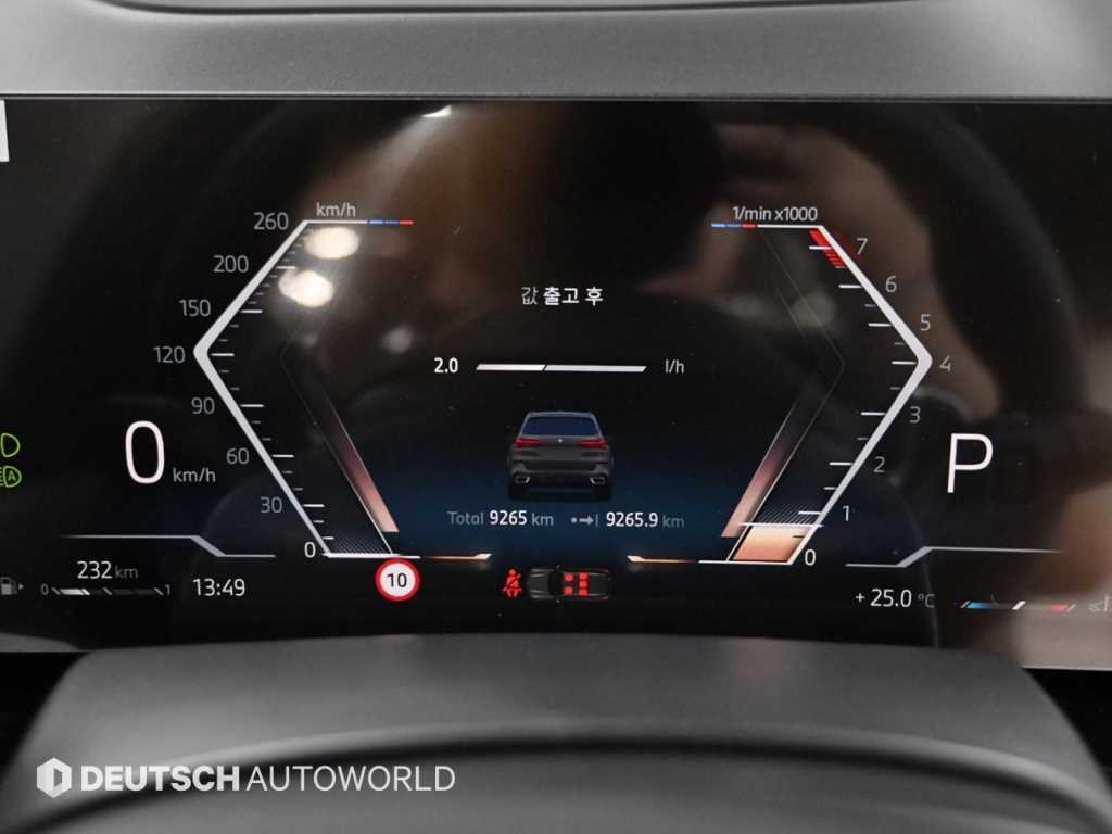 BMW X5 — photo 08