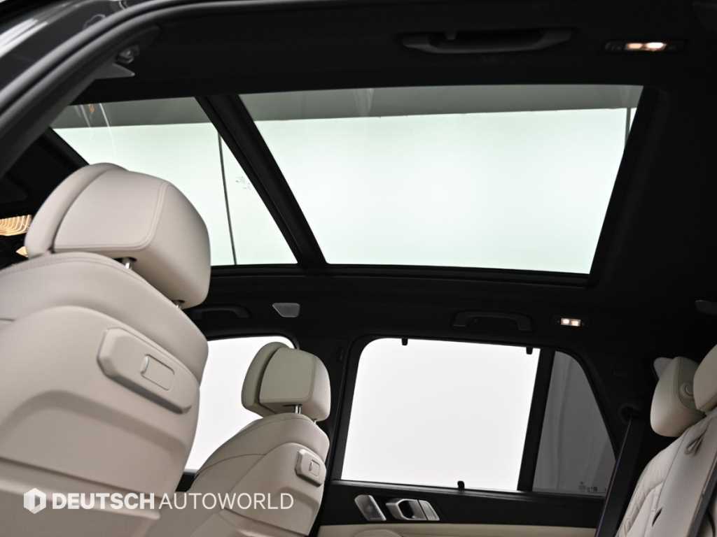 BMW X5 — photo 18