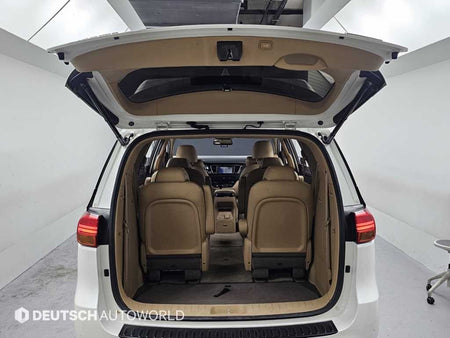 Kia Carnival — photo 19