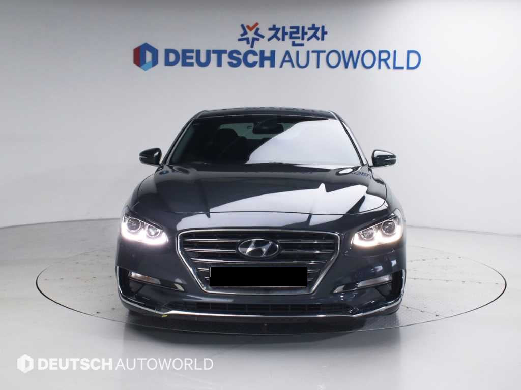 Hyundai Grandeur — photo 03