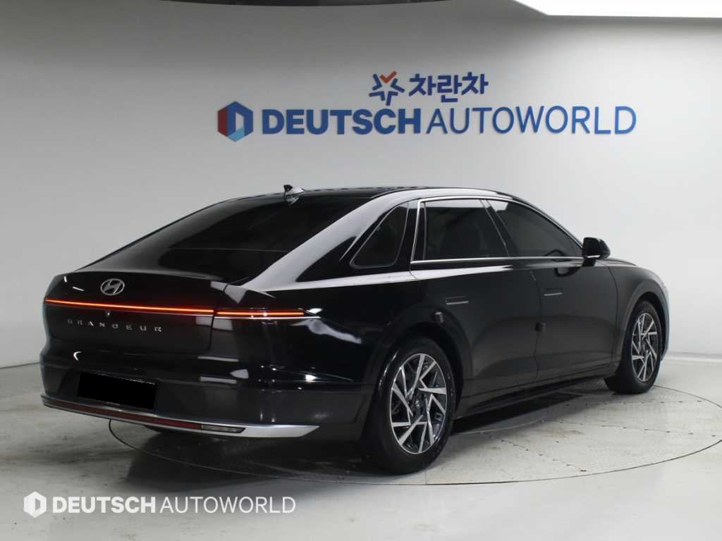 Hyundai Grandeur — photo 02