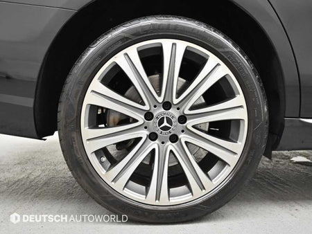 Mercedes-Benz E-Class — photo 06