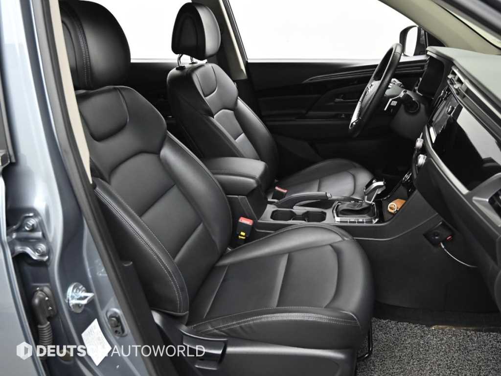 KGM KORANDO — photo 10