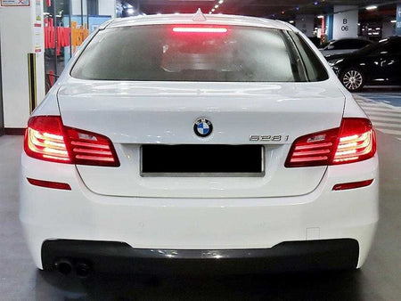 BMW 5-Series — photo 05