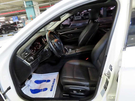 BMW 5-Series — photo 06