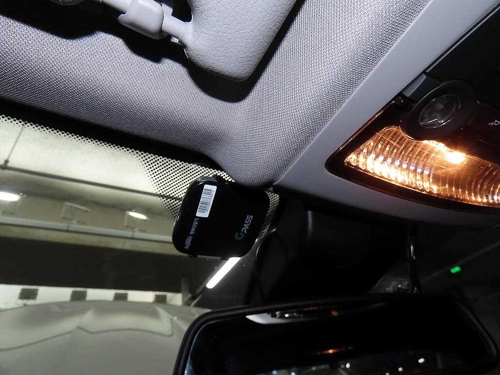 BMW 5-Series — photo 15