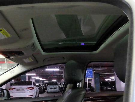 BMW 5-Series — photo 17