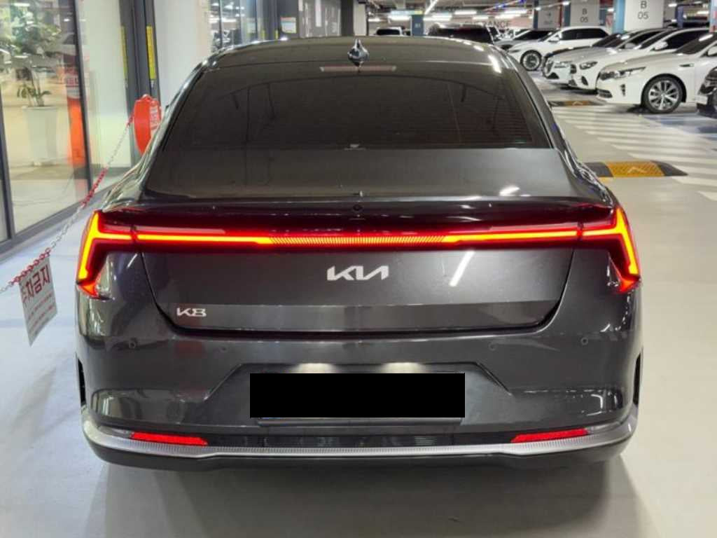 Kia K8 — photo 05